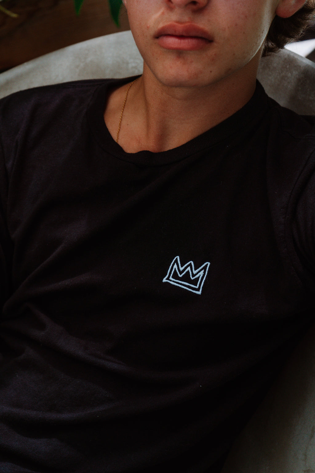 PLAYERA NEGRA LONG SLEEVE