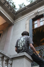 PLAYERA GAME OF MONARCHS