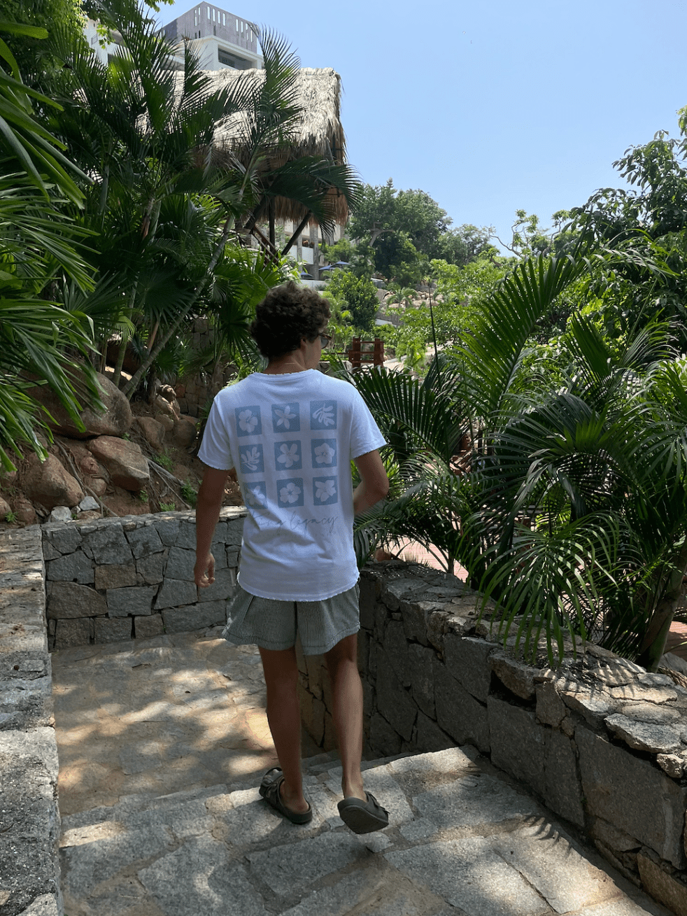 PLAYERA BLOOM