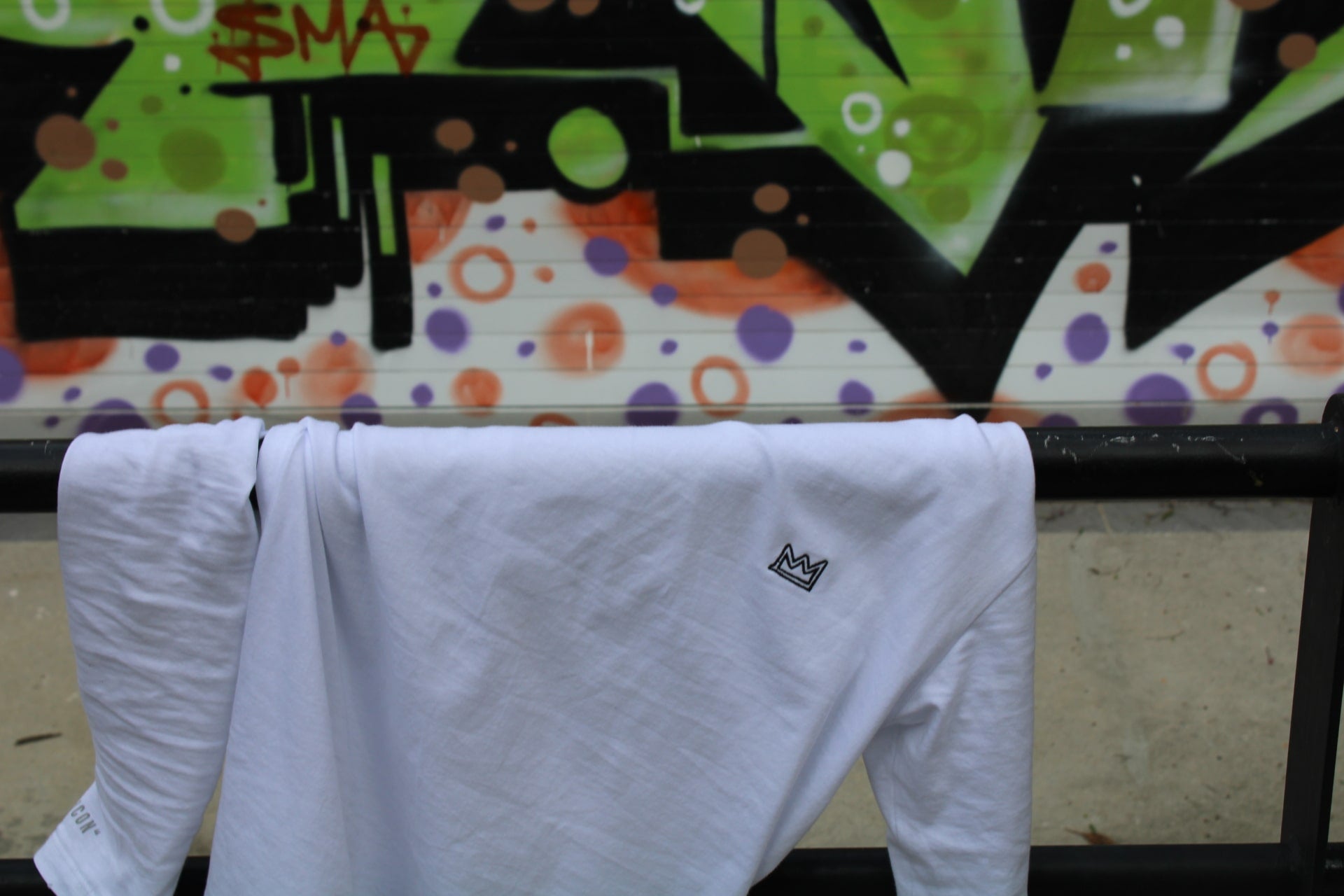 PLAYERA BLANCA LONG SLEEVE
