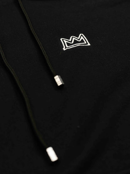 HOODIE NEGRA DIFFERENT