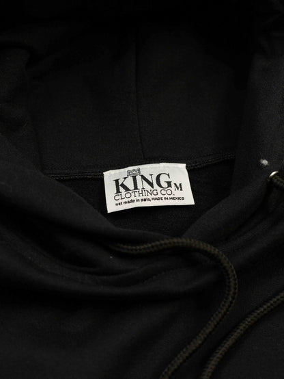 HOODIE NEGRA DIFFERENT